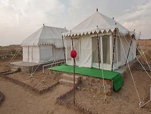 Samrat Resort Jaisalmer Eksteriør bilde